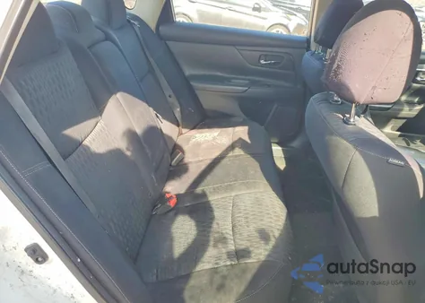 2018 Nissan Altima 2.5 z USA, uszkodzony, nr VIN 1N4AL3AP4JC251005